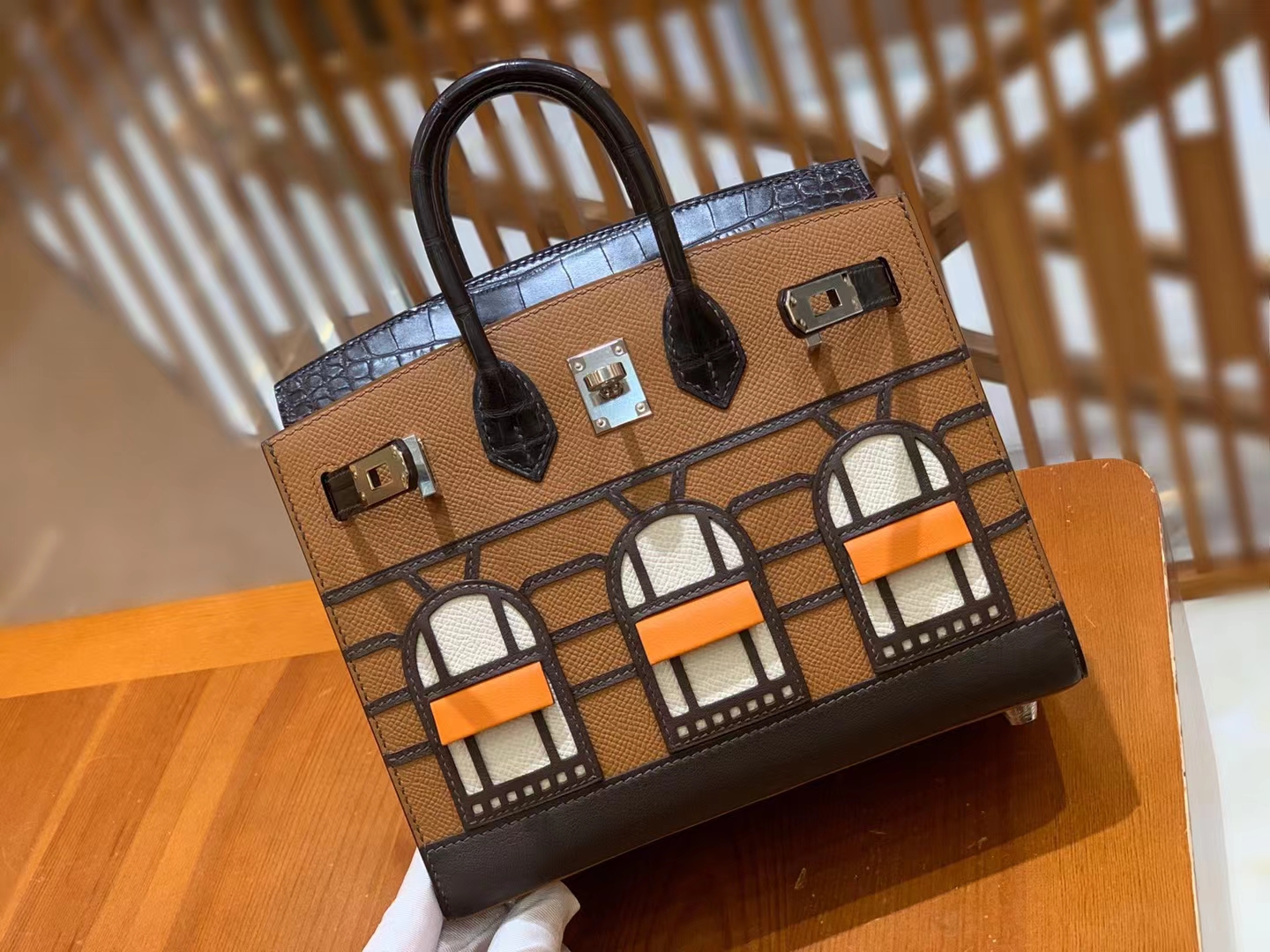 HERMES 爱马仕 限量版 小房子 20cm  37金棕色