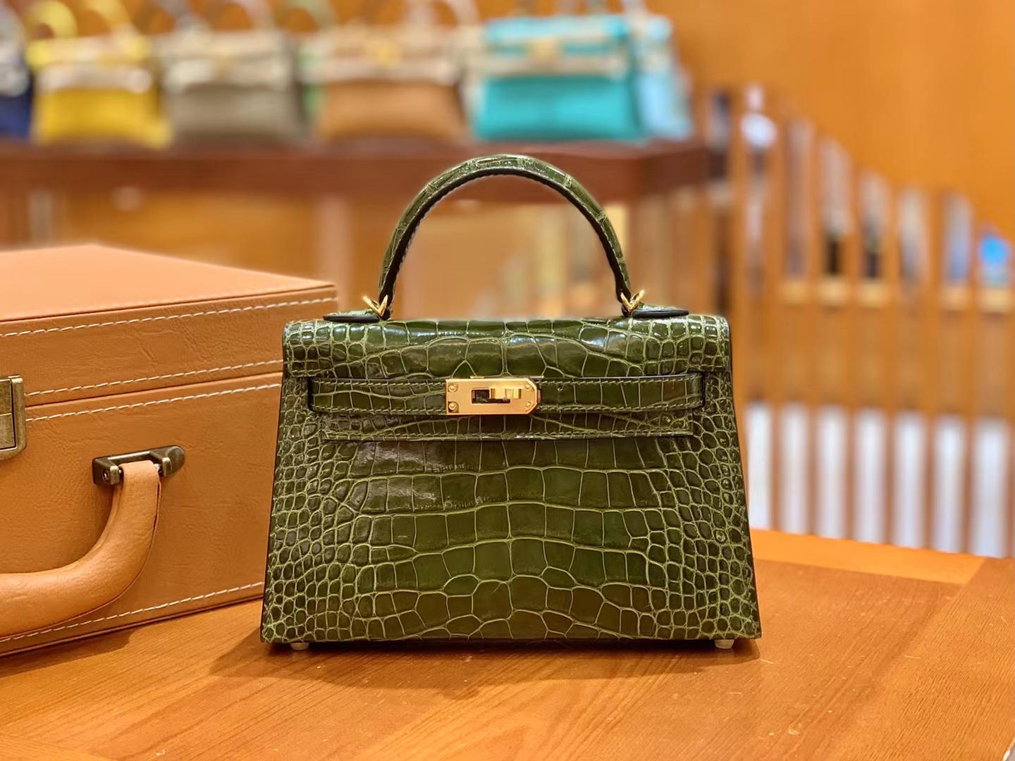 爱马仕 Hermes Mini kelly 二代 61 Vert Olive橄榄绿 一级进口美洲鳄 金扣 进口蜜蜡线 全手工制作