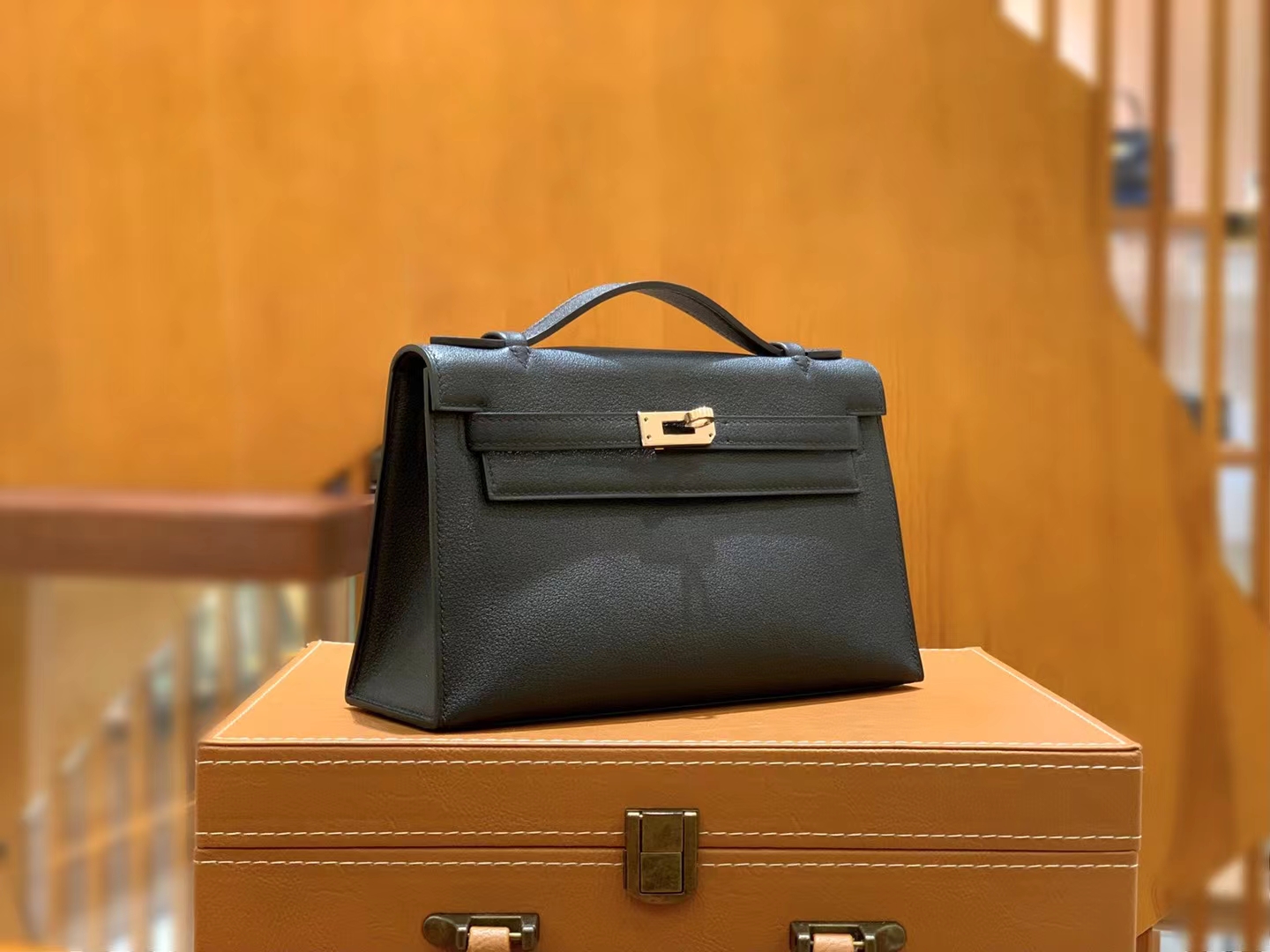 HERMES 爱马仕【现货】 Mini Kelly 一代 黑色CC89 Nior togo 进口蜜蜡线 全手工制作