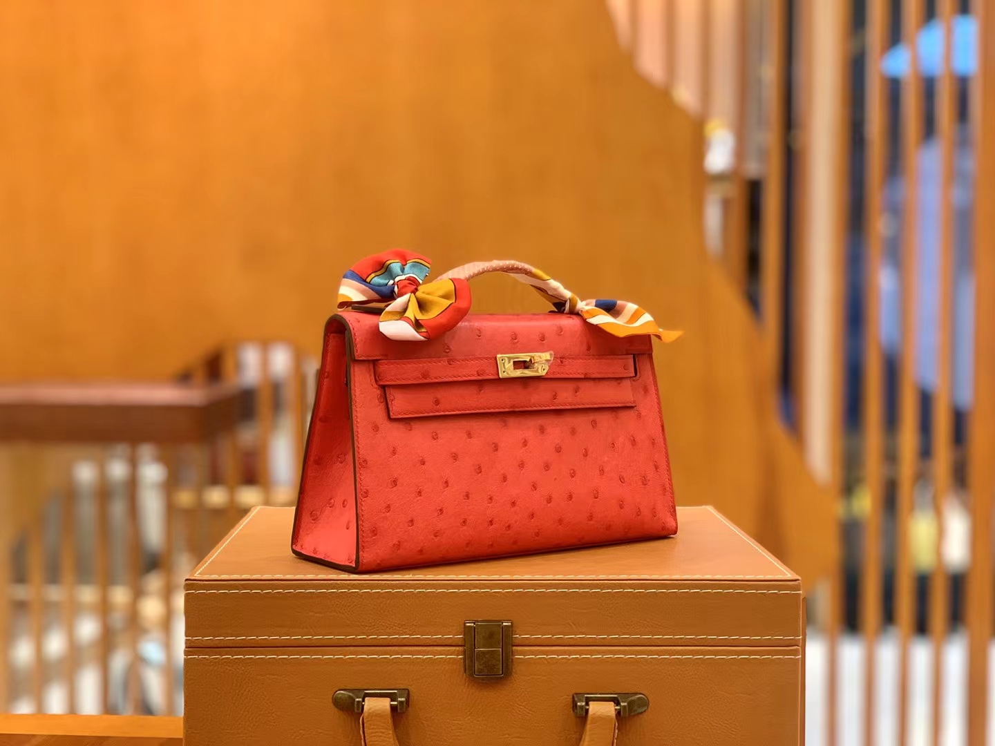 Hermes 爱马仕 【现货】 Mini Kelly 一代 S3 爱心红 南非KK级鸵鸟皮 金扣 进口蜜蜡线 全手工制作