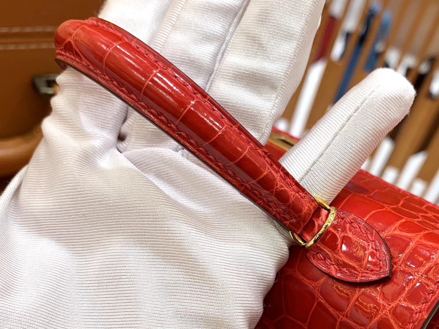 爱马仕 Hermes Mini kelly 二代 95法拉利红 一级进口美洲鳄 金扣 进口蜜蜡线 全手工制作