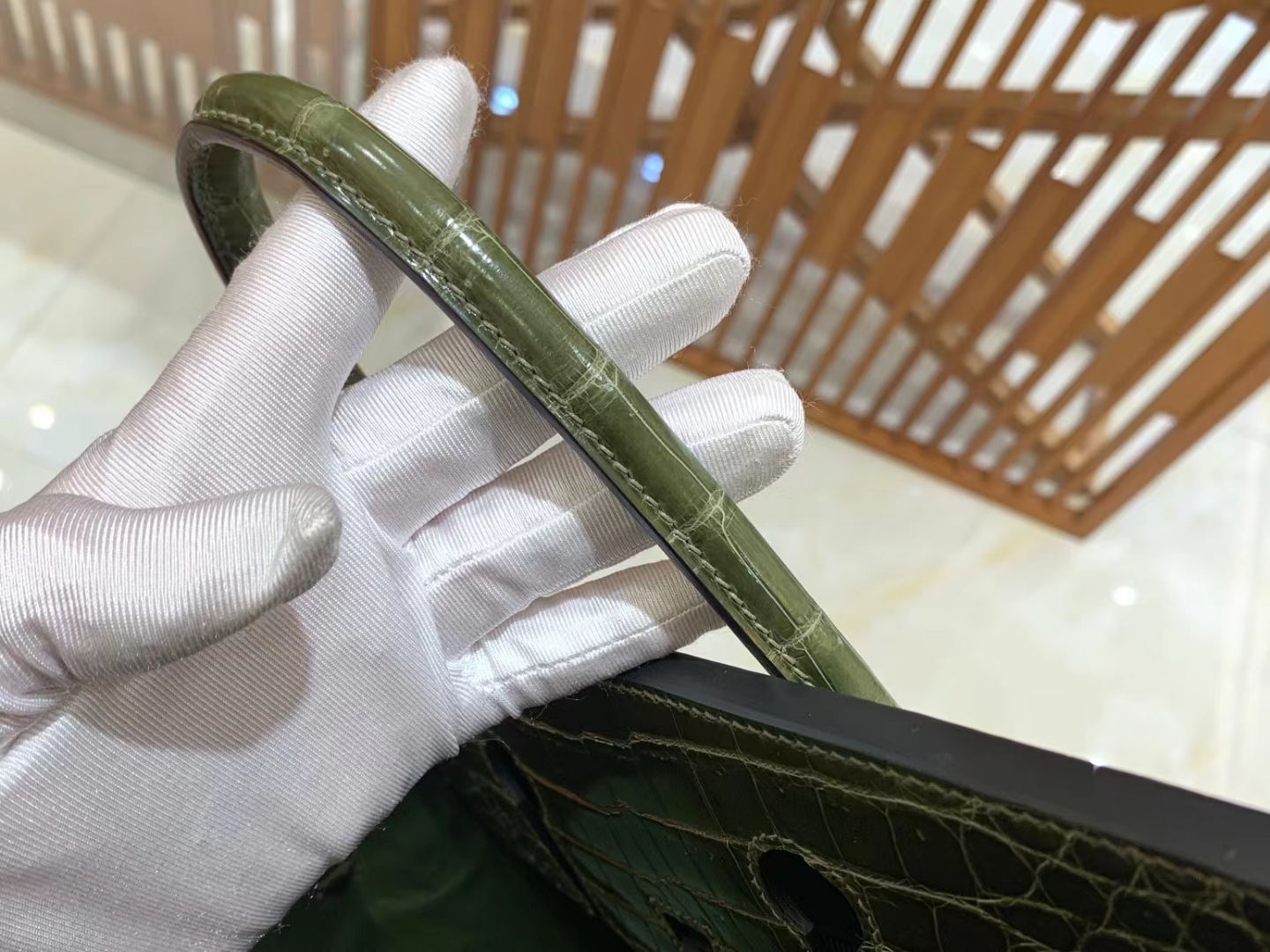 Hermes 爱马仕 Birkin 30cm 61 Vert Olive橄榄绿 一级进口尼罗鳄“••” 金扣 进口蜜蜡线 全手工制作