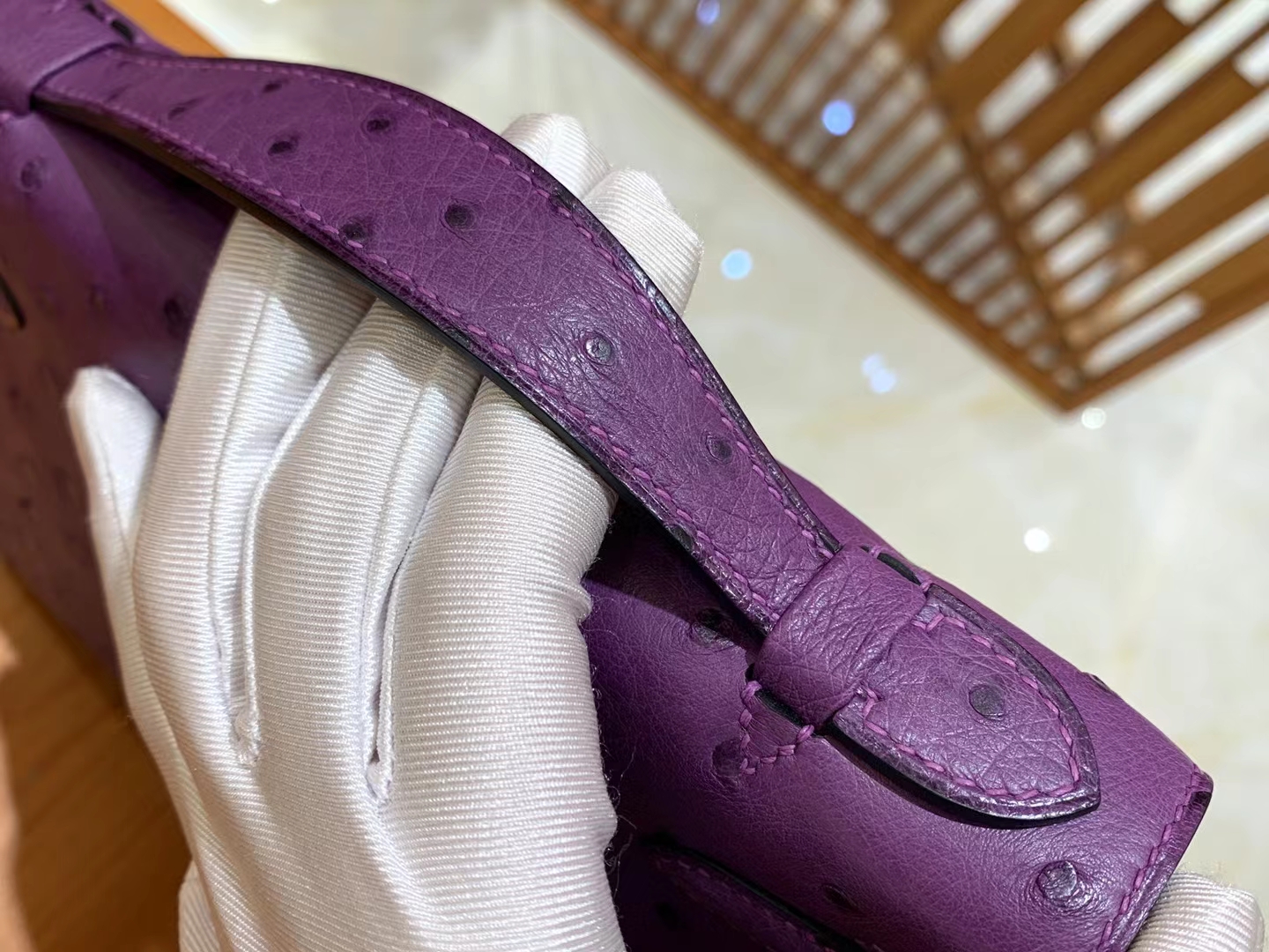 Hermes 爱马仕 【现货】 Mini Kelly 一代 P9 Anemone 海葵紫 南非KK级鸵鸟皮 金扣 进口蜜蜡线 全手工制作