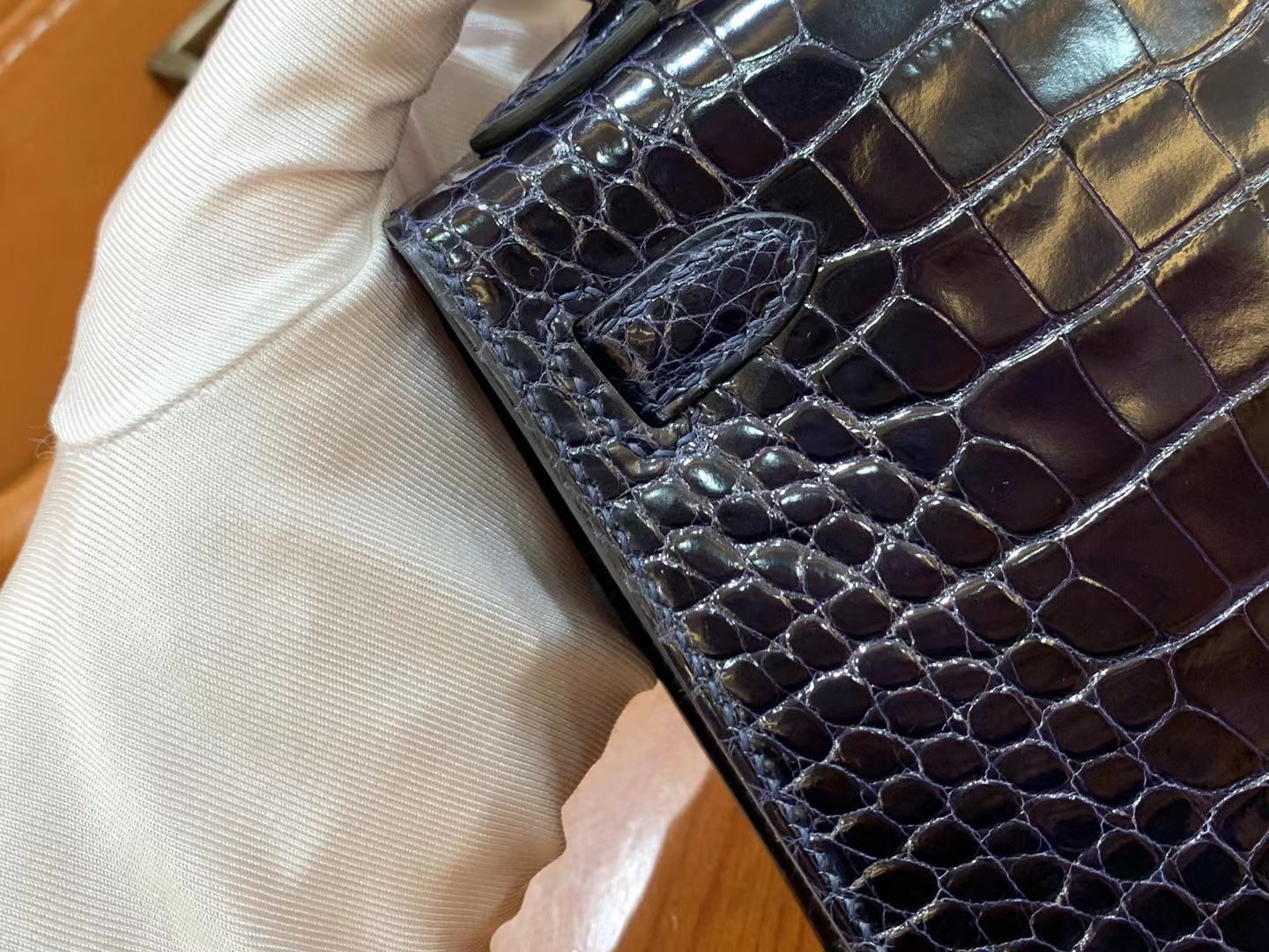Hermes 爱马仕 Mini kelly 二代 午夜蓝 一级进口美洲鳄 银扣 进口蜜蜡线 全手工制作