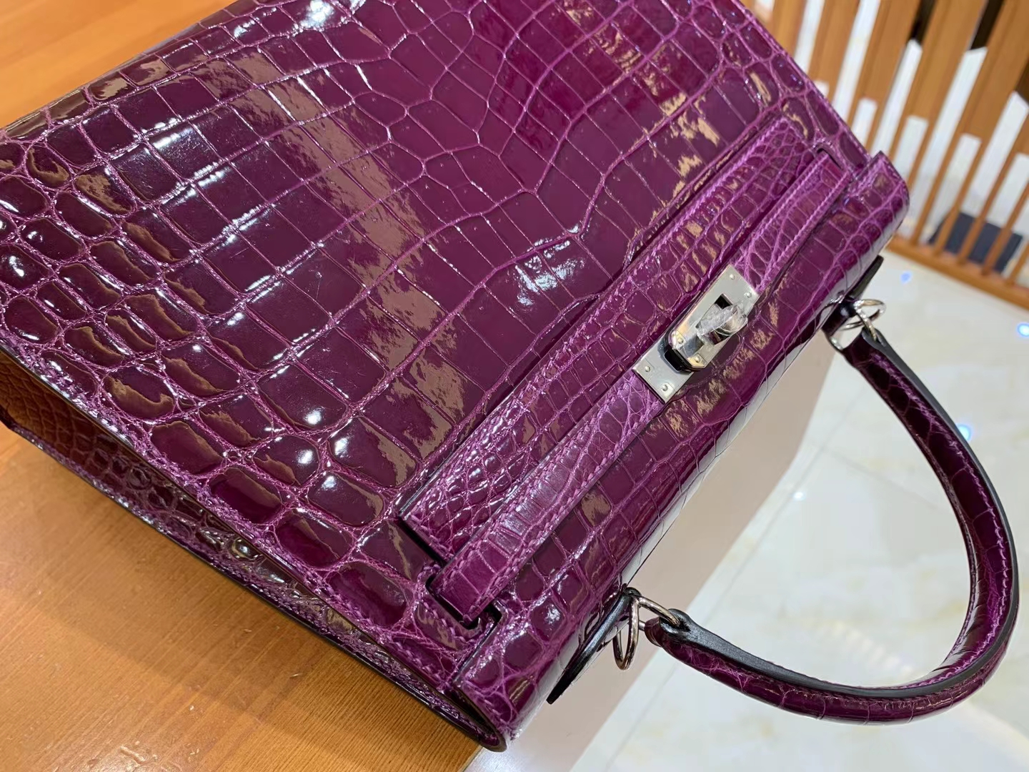 HERMES 爱马仕 Kelly 25cm 9G Amethyst 水晶紫 金扣 一级美洲鳄鱼皮“□” 进口蜜蜡线 全手工制作
