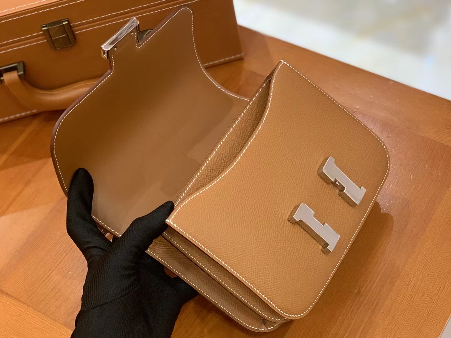 HERMES 爱马仕 Constance 康康 Epsom CK37 金棕色 19cm