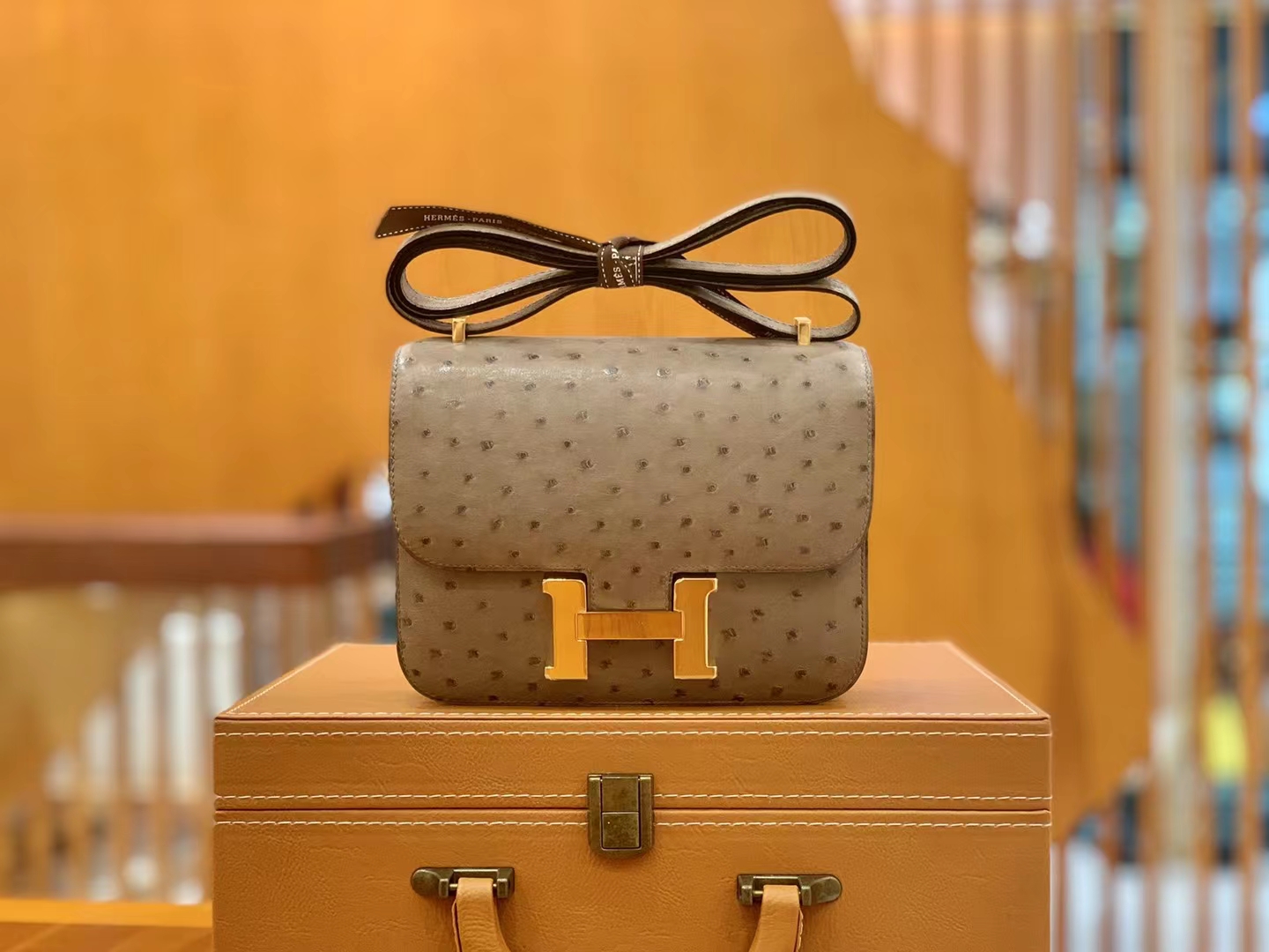 HERMES 爱马仕 Constance 空姐包 19cm 南非KK鸵鸟皮 Ostrich 8S Gris souris 鼠灰色 进口蜜蜡线 全手工制作