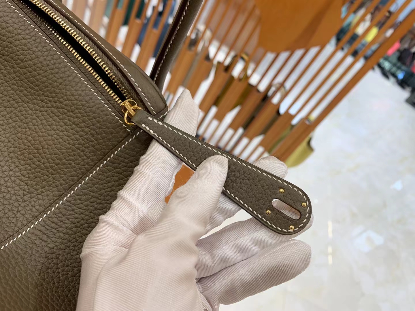 HERMES 爱马仕 Lindy 26cm Togo 8C Gri Elephant 大象灰 进口蜜蜡线 全手工制作