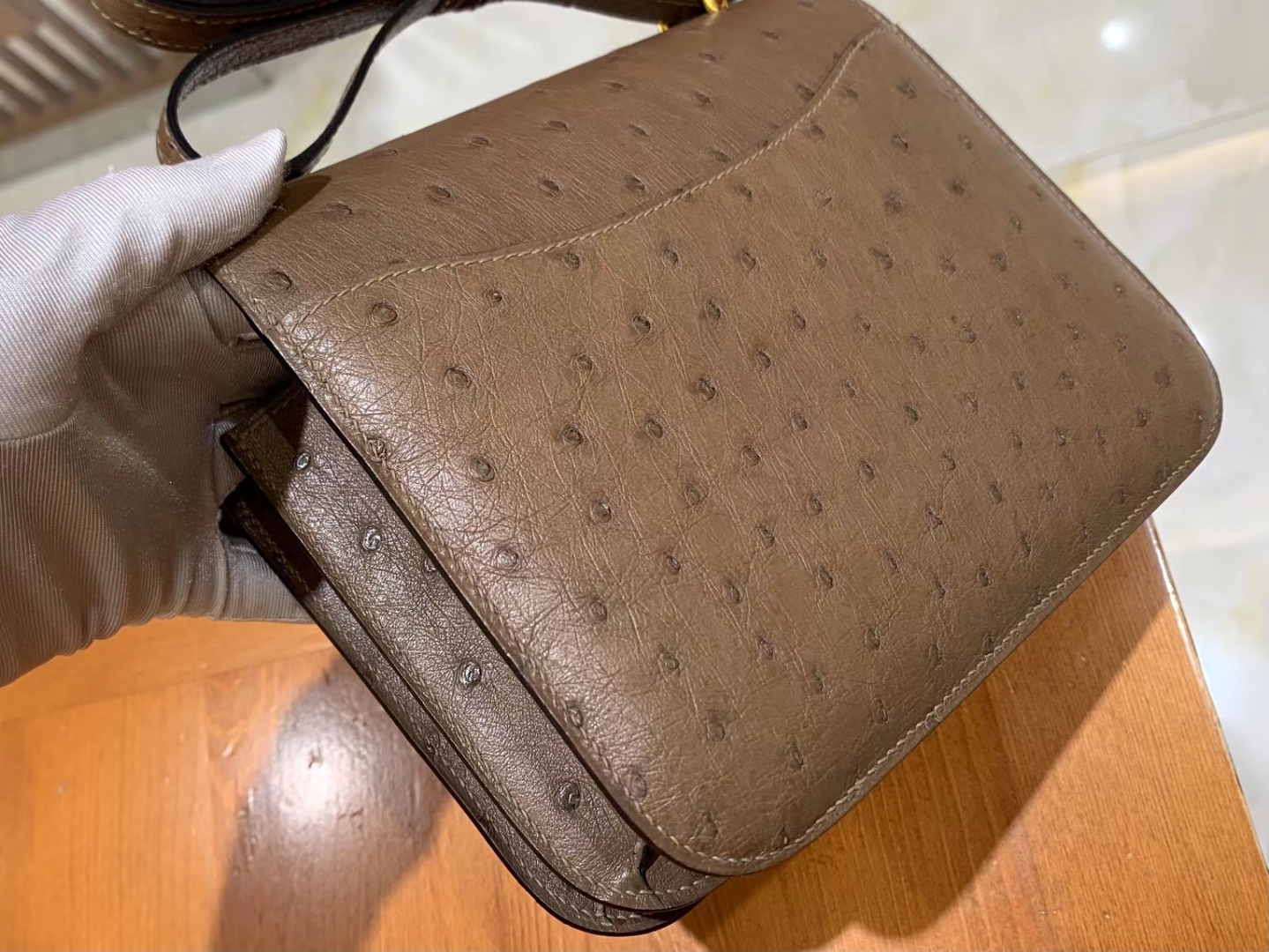 HERMES 爱马仕 Constance 空姐包 19cm 南非KK鸵鸟皮 Ostrich 8S Gris souris 鼠灰色 进口蜜蜡线 全手工制作