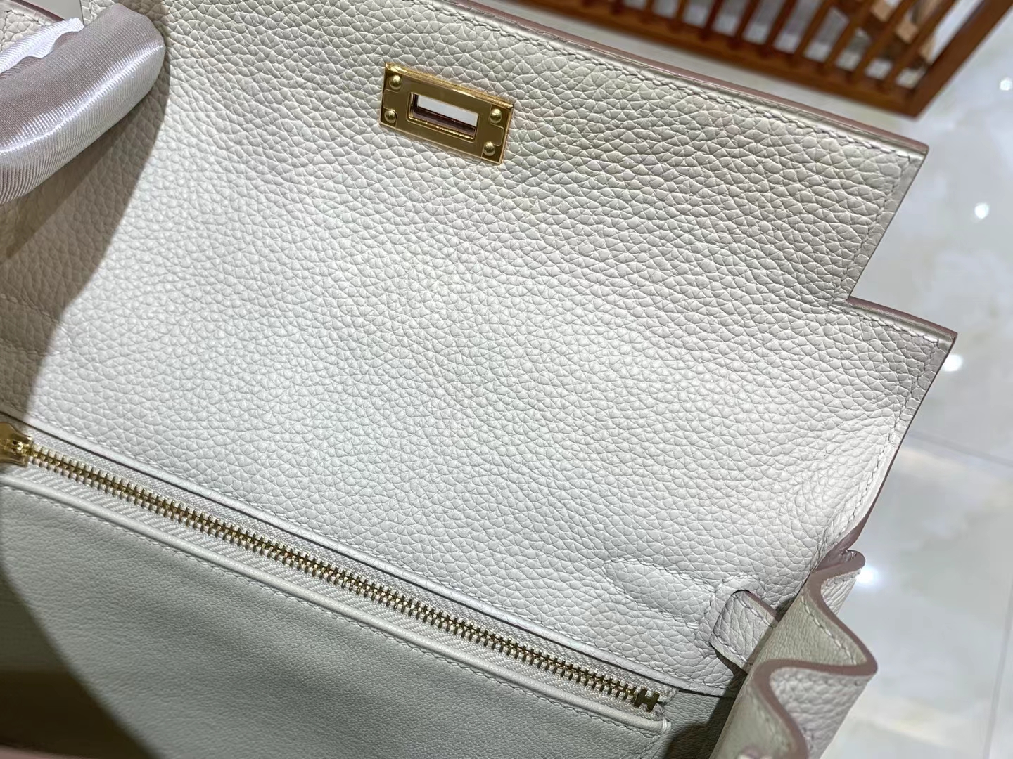 HERMES 爱马仕 kelly 25 Togo Craie 10 奶昔白