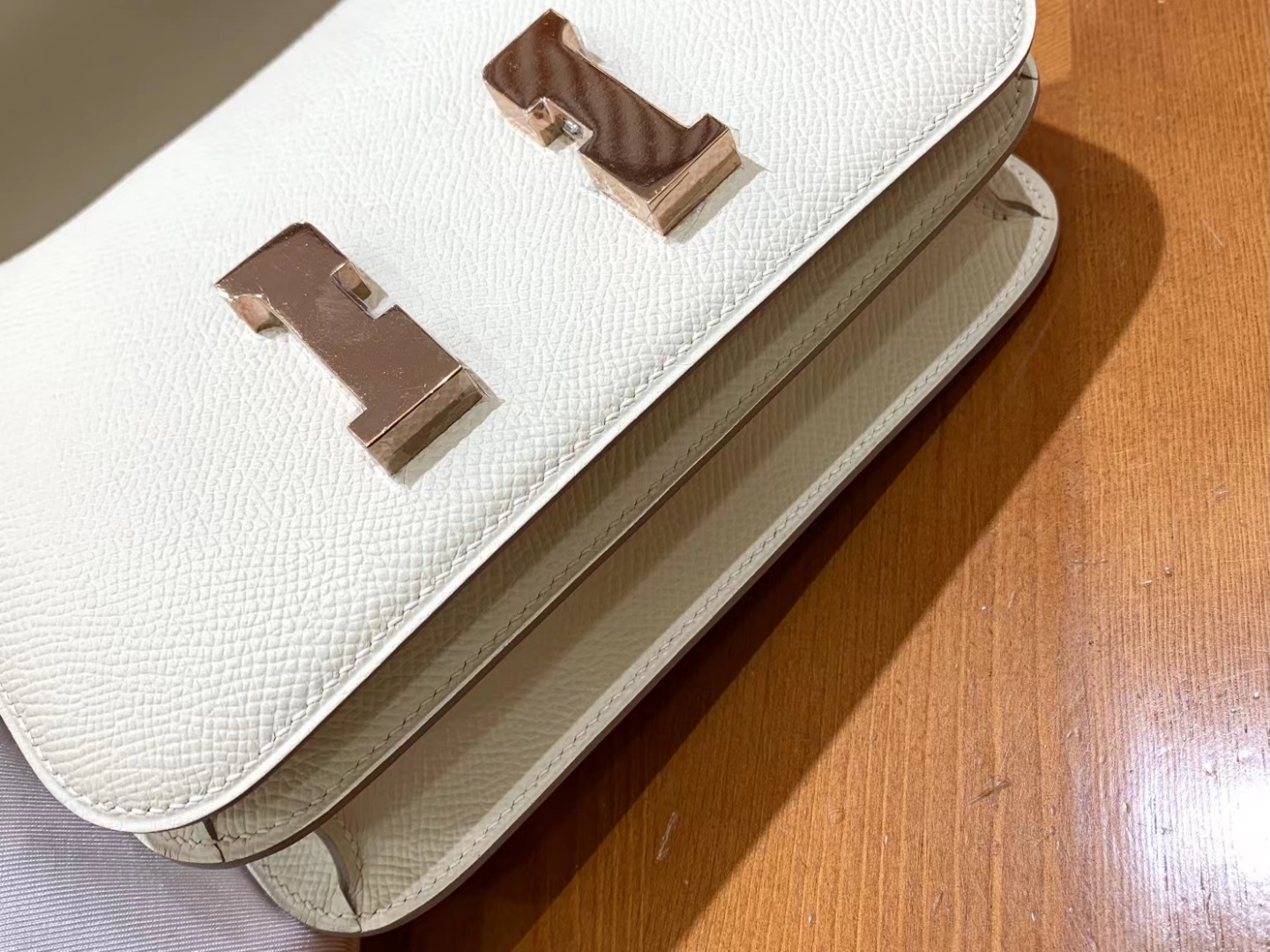 HERMES 爱马仕 Constance 康康 Epsom Craie 10奶昔白 浅金扣 19cm