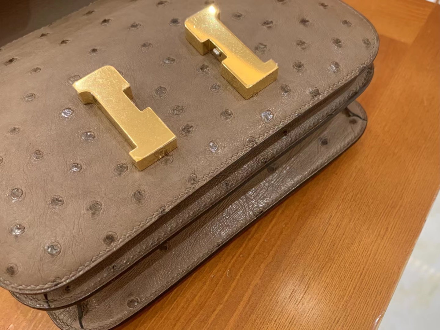 HERMES 爱马仕 Constance 空姐包 19cm 南非KK鸵鸟皮 Ostrich 8C Gri Elephant 大象灰 进口蜜蜡线 全手工制作