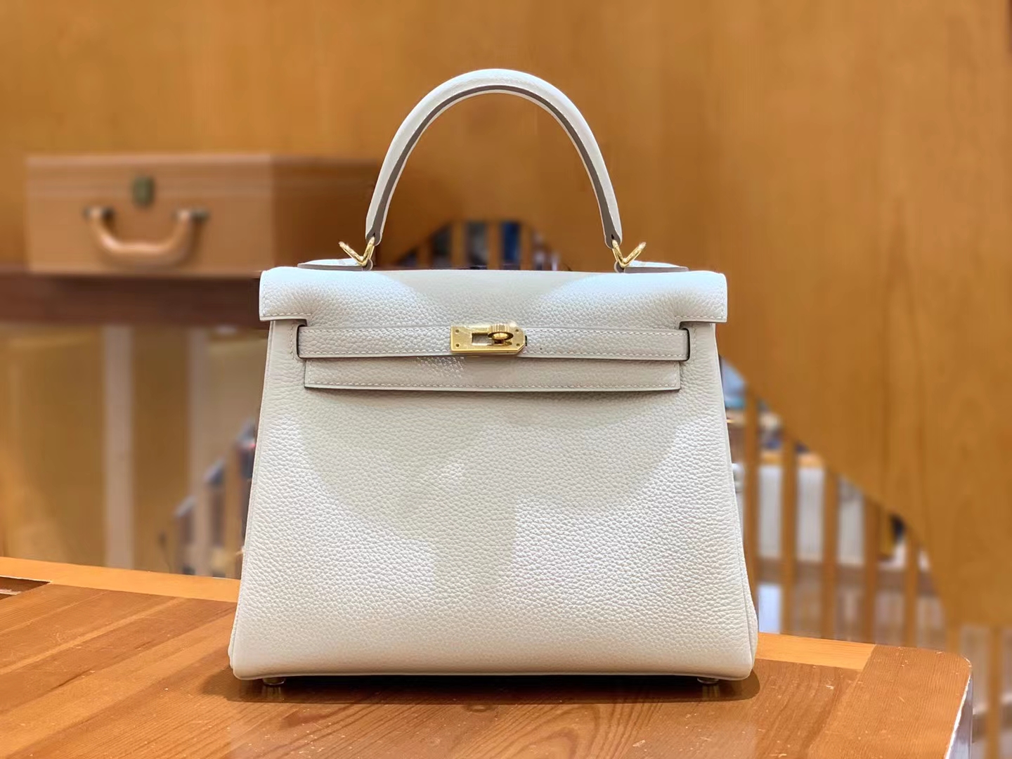 HERMES 爱马仕 kelly 25 Togo Craie 10 奶昔白