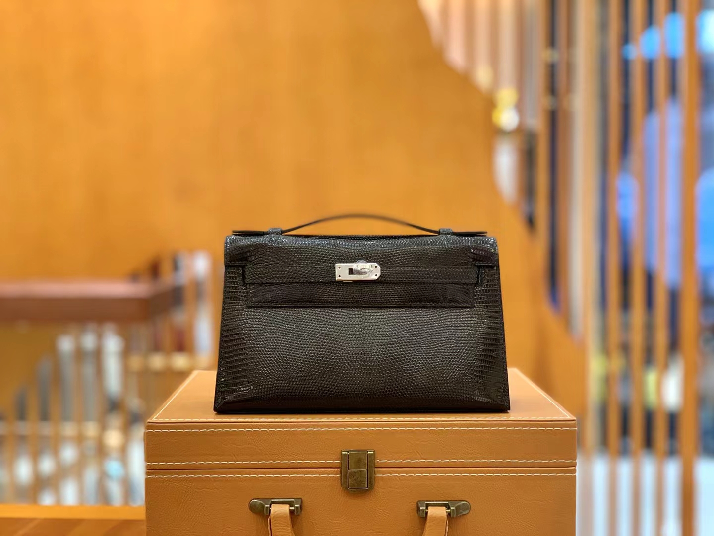 HERMES 爱马仕 Mini kelly 一代 Kelly Pochette 南非野生巨蜥 CC89 经典黑 Nior 进口蜜蜡线 全手工制作