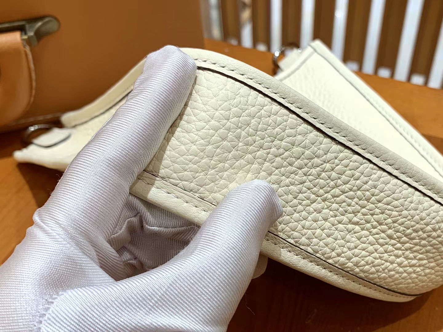 HERMES 爱马仕 伊芙琳17cm Craie 10 奶昔白 进口TC大牛皮 银扣 进口蜜蜡线 全手工制作