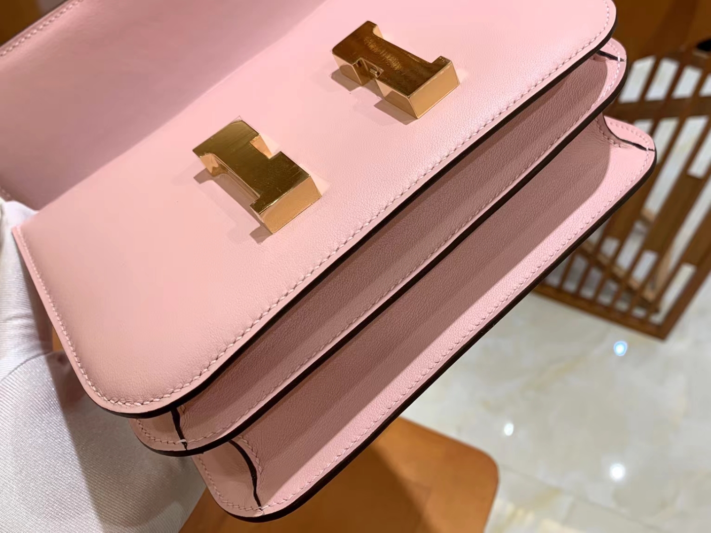 HERMES 爱马仕 Constance 康康 swift 3Q Rose Saiura樱花粉 金扣 19cm
