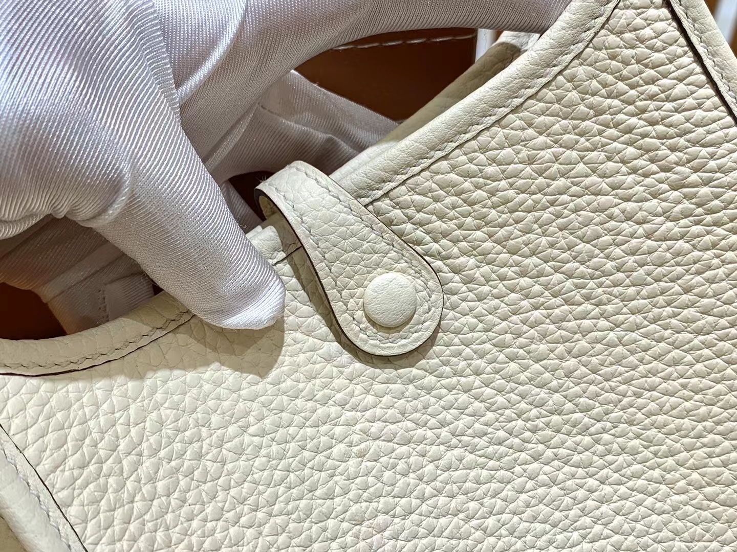 HERMES 爱马仕 伊芙琳17cm Craie 10 奶昔白 进口TC大牛皮 银扣 进口蜜蜡线 全手工制作