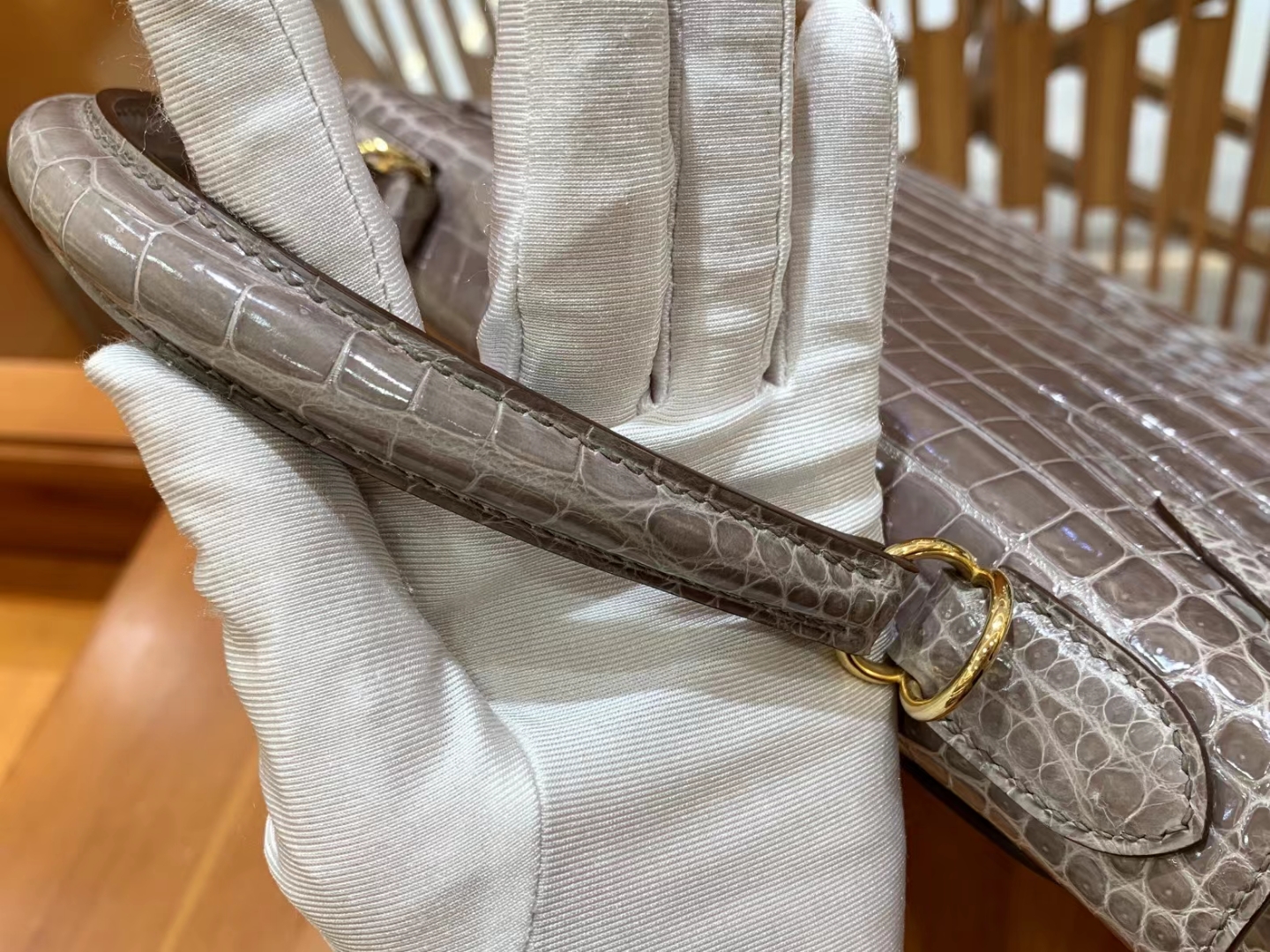 HERMES 爱马仕 Kelly 28cm 81 Gris Tourterelle 斑鸠灰 银扣一级尼罗鳄鱼皮“••”进口蜜蜡线 全手工制作