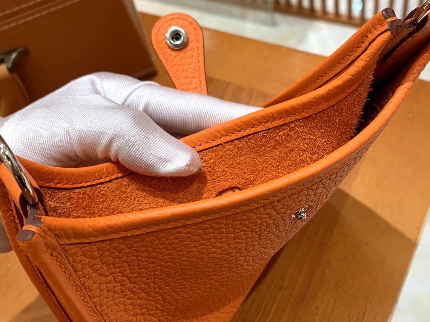 HERMES 爱马仕 伊芙琳17cm 9T 火焰橙 进口TC大牛皮 银扣 进口蜜蜡线 全手工制作