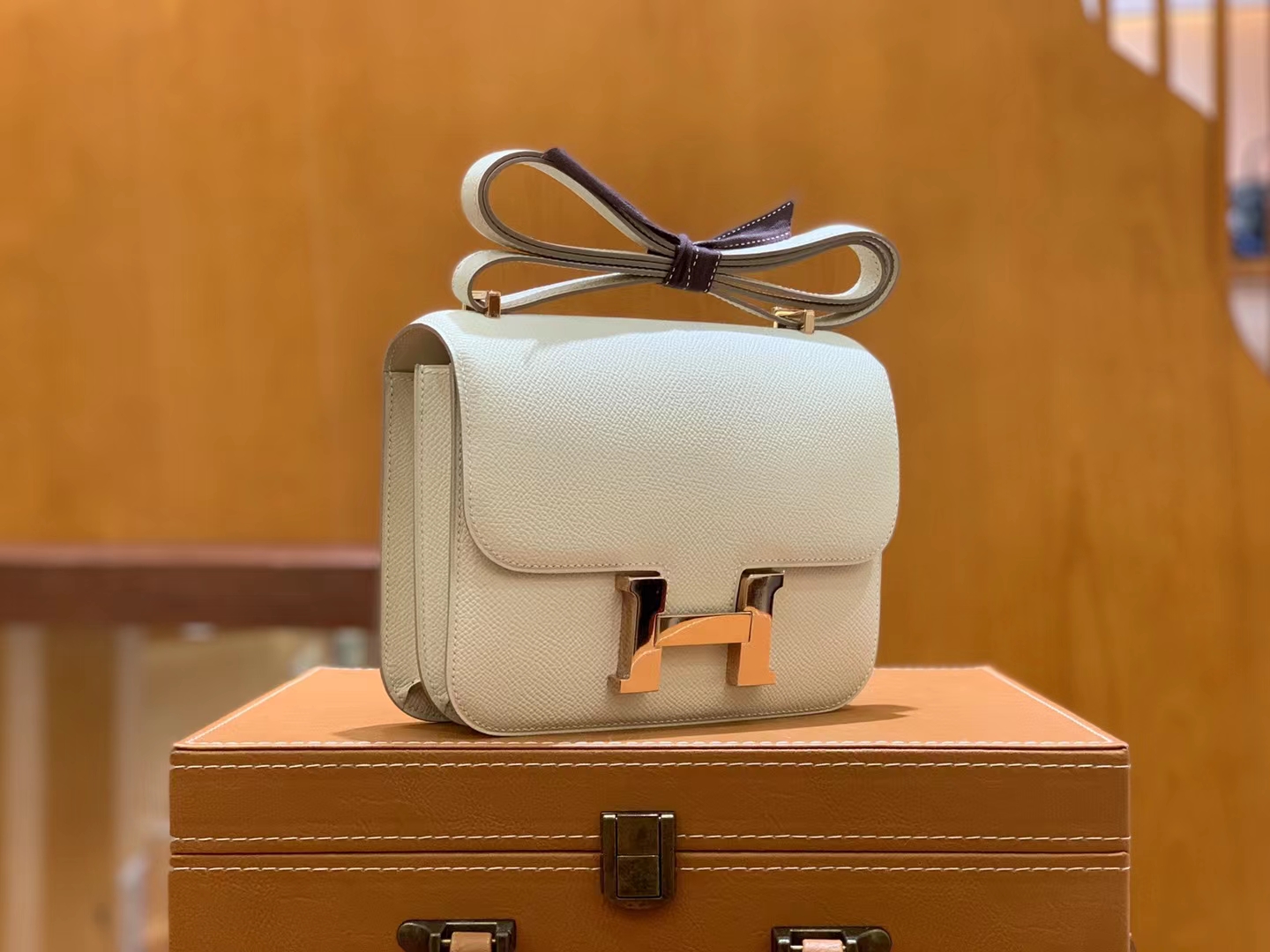 HERMES 爱马仕 Constance 康康 Epsom Craie 10奶昔白 浅金扣 19cm