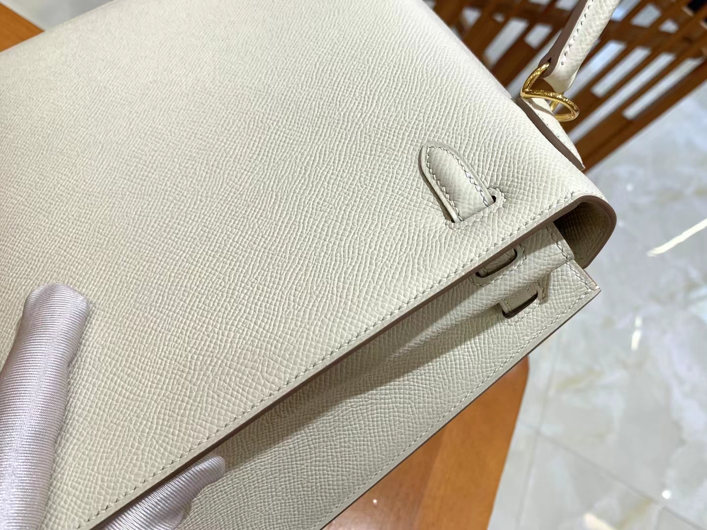 HERMES 爱马仕 kelly 25 Epsom 10 奶昔白