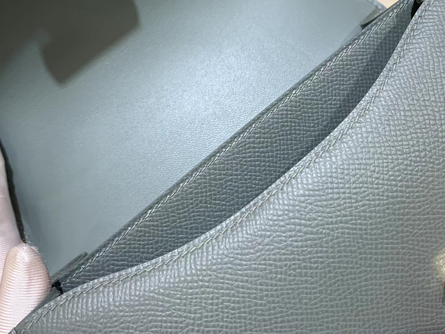 HERMES 爱马仕 Constance 康康 Epsom 63 Vert Amande杏绿色 19cm