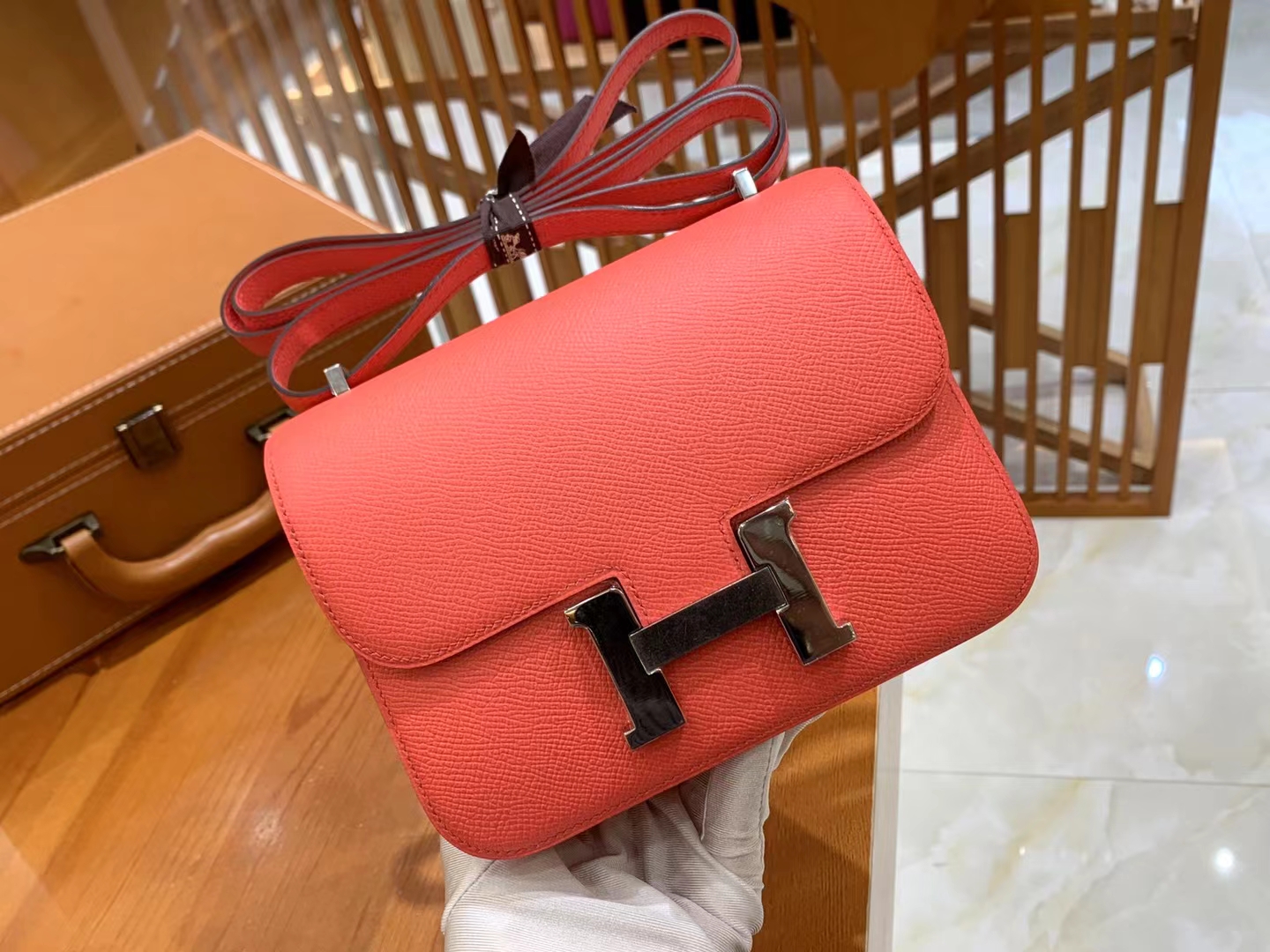 HERMES 爱马仕  Constance 康康 Epsom Q5 Rouge Casaque 德克萨斯粉 金扣 19cm