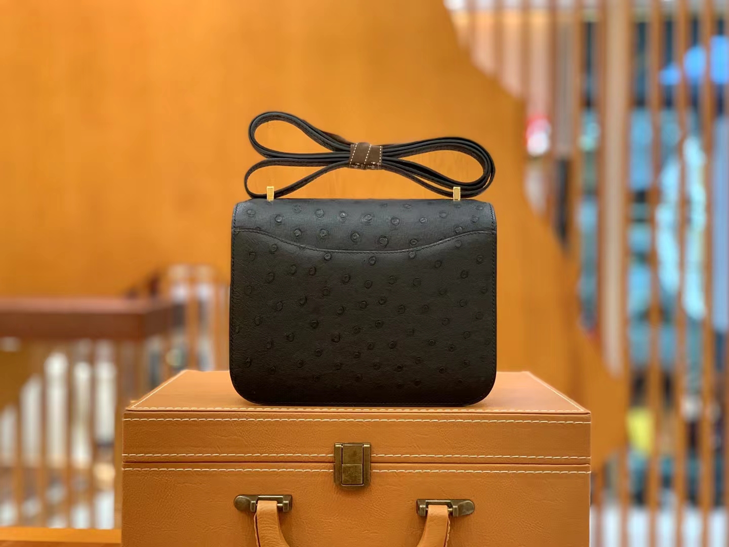 HERMES 爱马仕 Constance 空姐包 19cm 南非KK鸵鸟皮 Ostrich CC89 Nior 经典黑 进口蜜蜡线 全手工制作