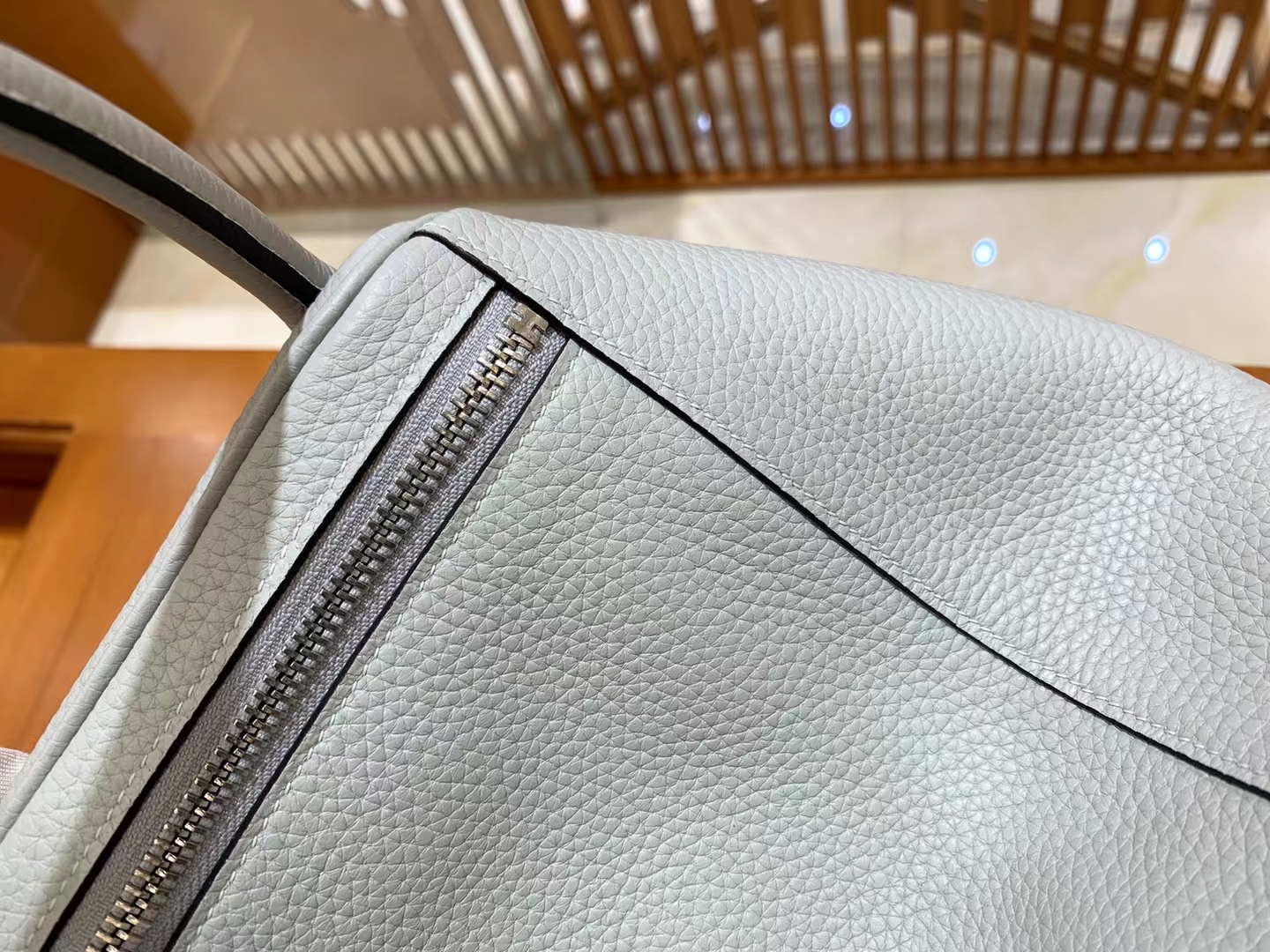 HERMES 爱马仕 Lindy 30cm T0圣杯蓝 进口TC大牛皮 银扣 进口蜜蜡线 全手工制作