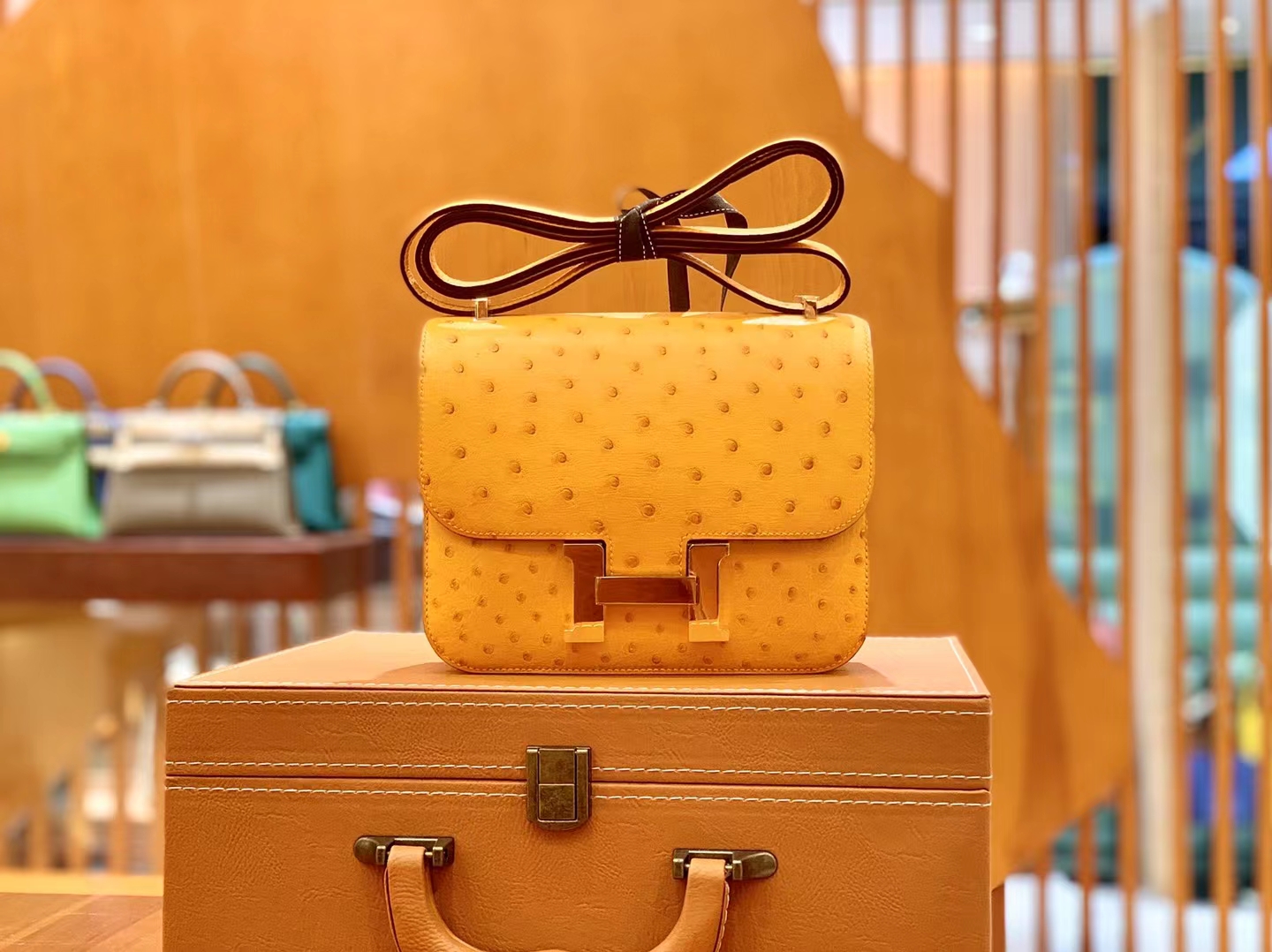 HERMES 爱马仕 Constance 空姐包 19cm 南非KK鸵鸟皮 Ostrich 9D琥珀黄 进口蜜蜡线 全手工制作