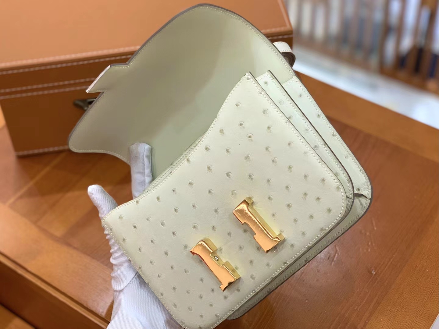 HERMES 爱马仕 Constance 空姐包 19cm 南非KK鸵鸟皮 Ostrich 3C Parchmin羊毛白 进口蜜蜡线 全手工制作