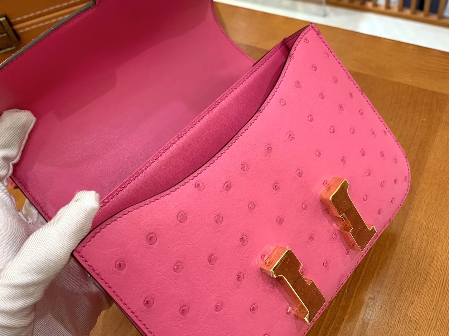 HERMES 爱马仕 Constance 空姐包 19cm 南非KK鸵鸟皮 Ostrich 5J桃红色 进口蜜蜡线 全手工制作