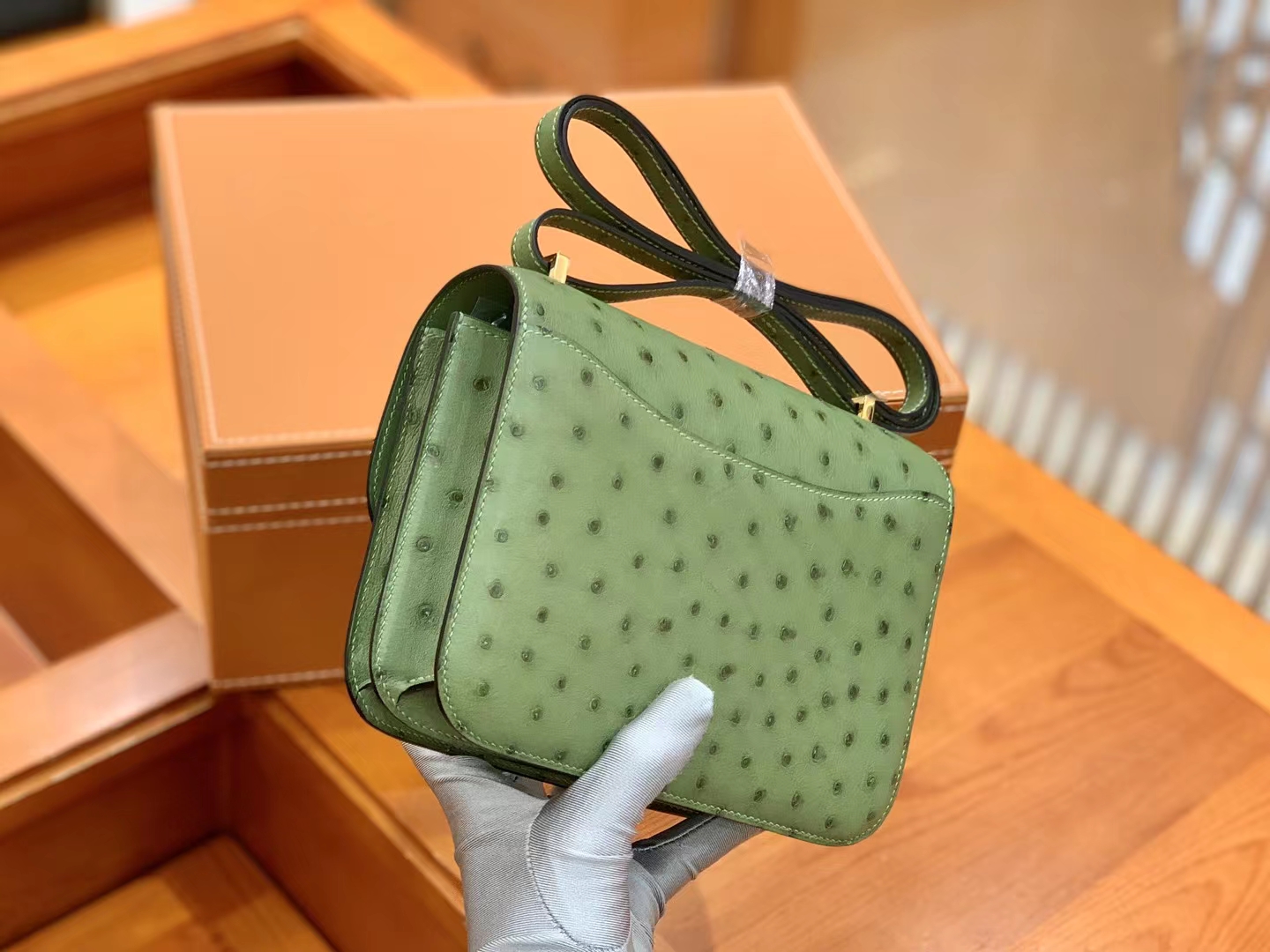 HERMES 爱马仕 Constance 空姐包 19cm 南非KK鸵鸟皮 Ostrich 3i 牛油果绿 进口蜜蜡线 全手工制作