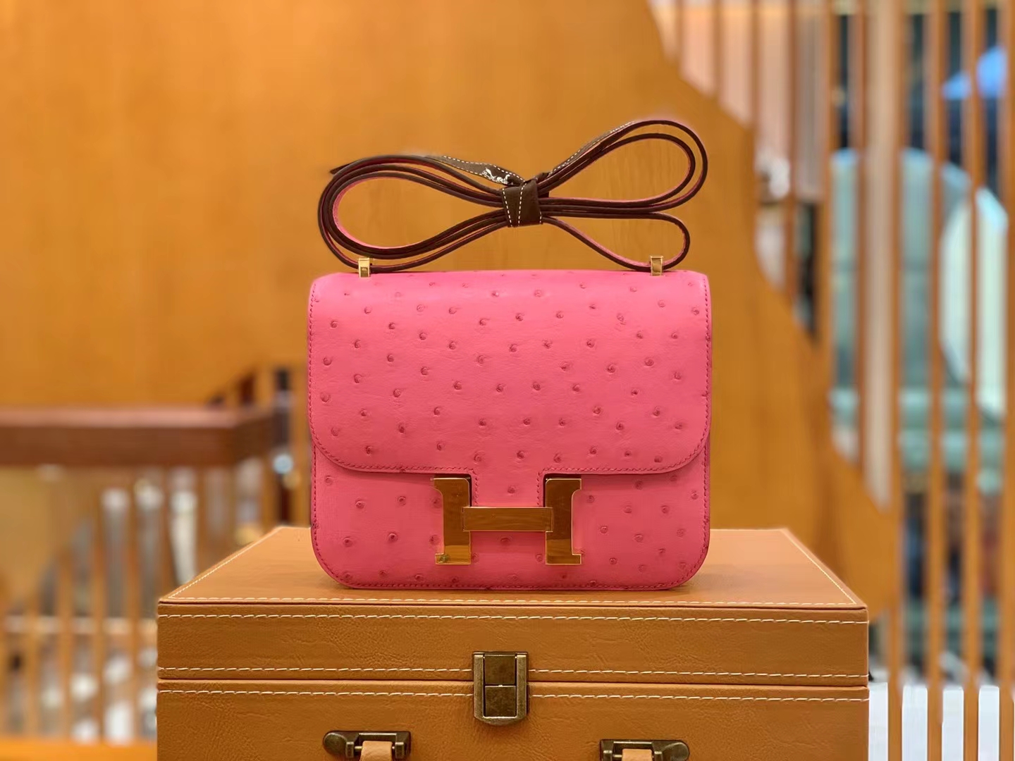 HERMES 爱马仕 Constance 空姐包 19cm 南非KK鸵鸟皮 Ostrich 5J桃红色 进口蜜蜡线 全手工制作