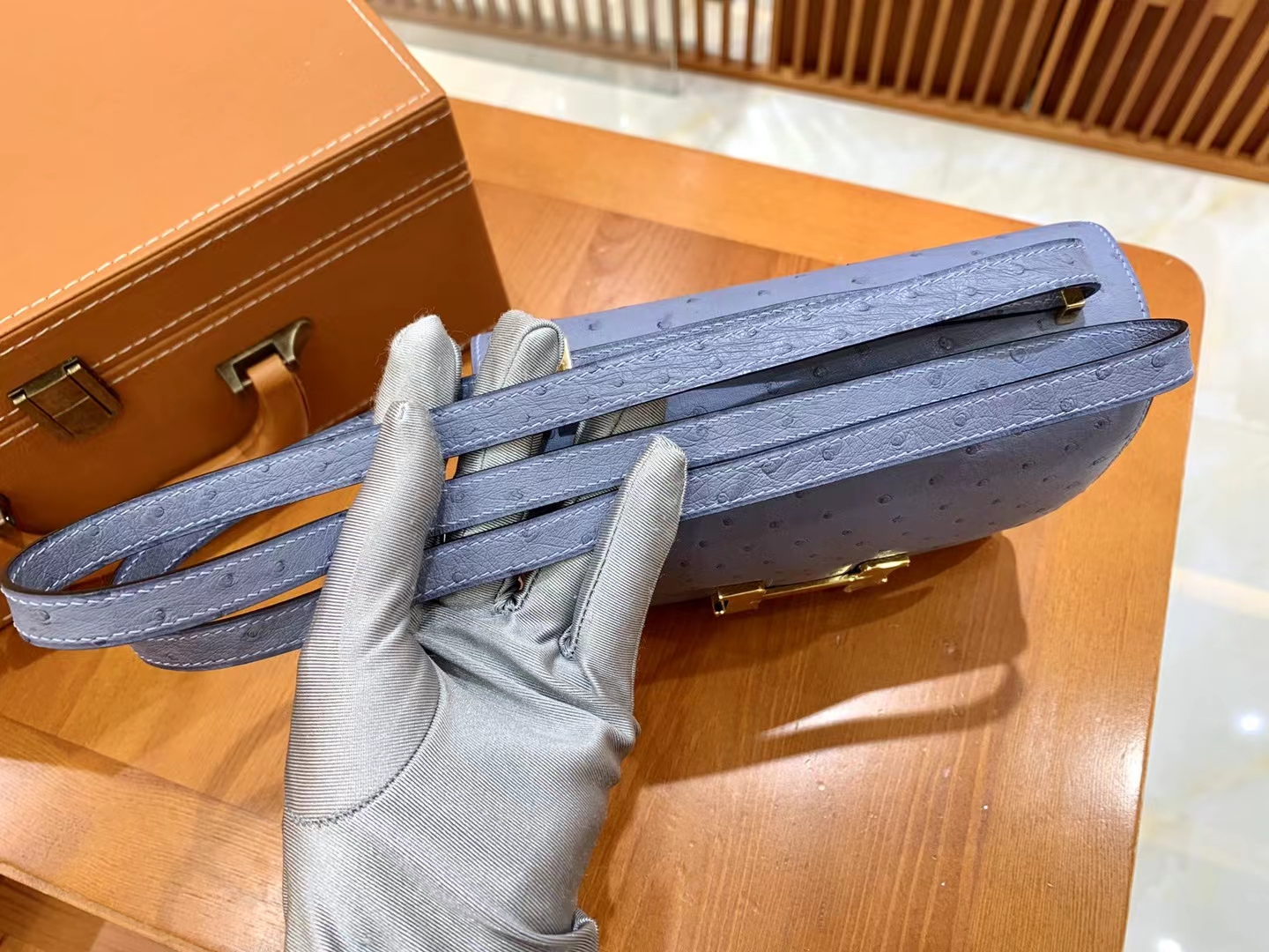 HERMES 爱马仕 Constance 空姐包 19cm 南非KK鸵鸟皮 Ostrich 8U Bleu Glacler 冰川蓝 进口蜜蜡线 全手工制作