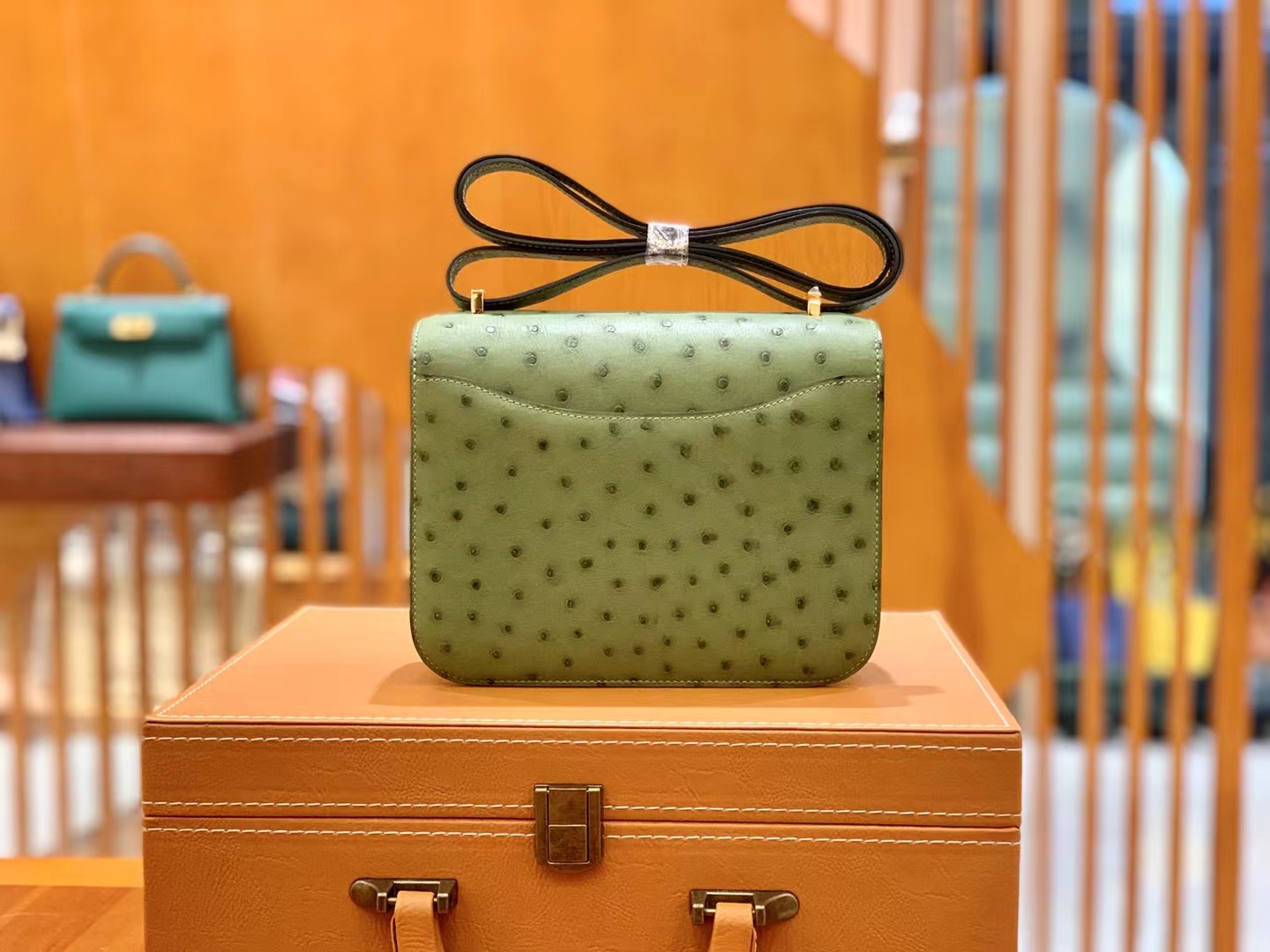 HERMES 爱马仕 Constance 空姐包 19cm 南非KK鸵鸟皮 Ostrich 3i 牛油果绿 进口蜜蜡线 全手工制作