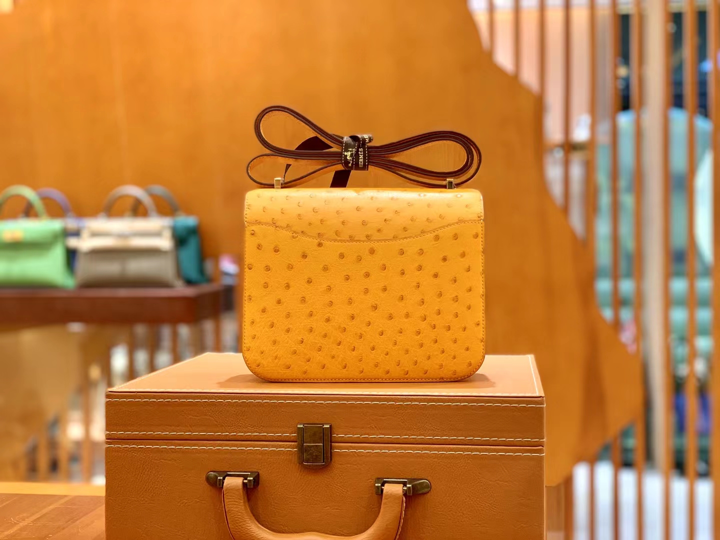 HERMES 爱马仕 Constance 空姐包 19cm 南非KK鸵鸟皮 Ostrich 9D琥珀黄 进口蜜蜡线 全手工制作