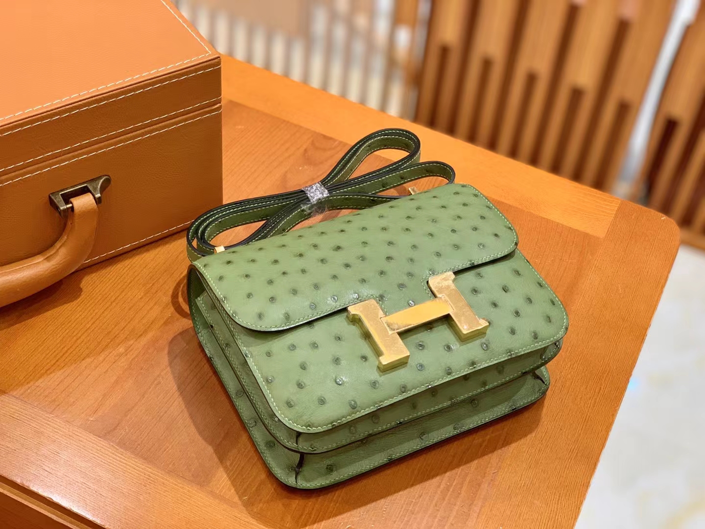 HERMES 爱马仕 Constance 空姐包 19cm 南非KK鸵鸟皮 Ostrich 3i 牛油果绿 进口蜜蜡线 全手工制作