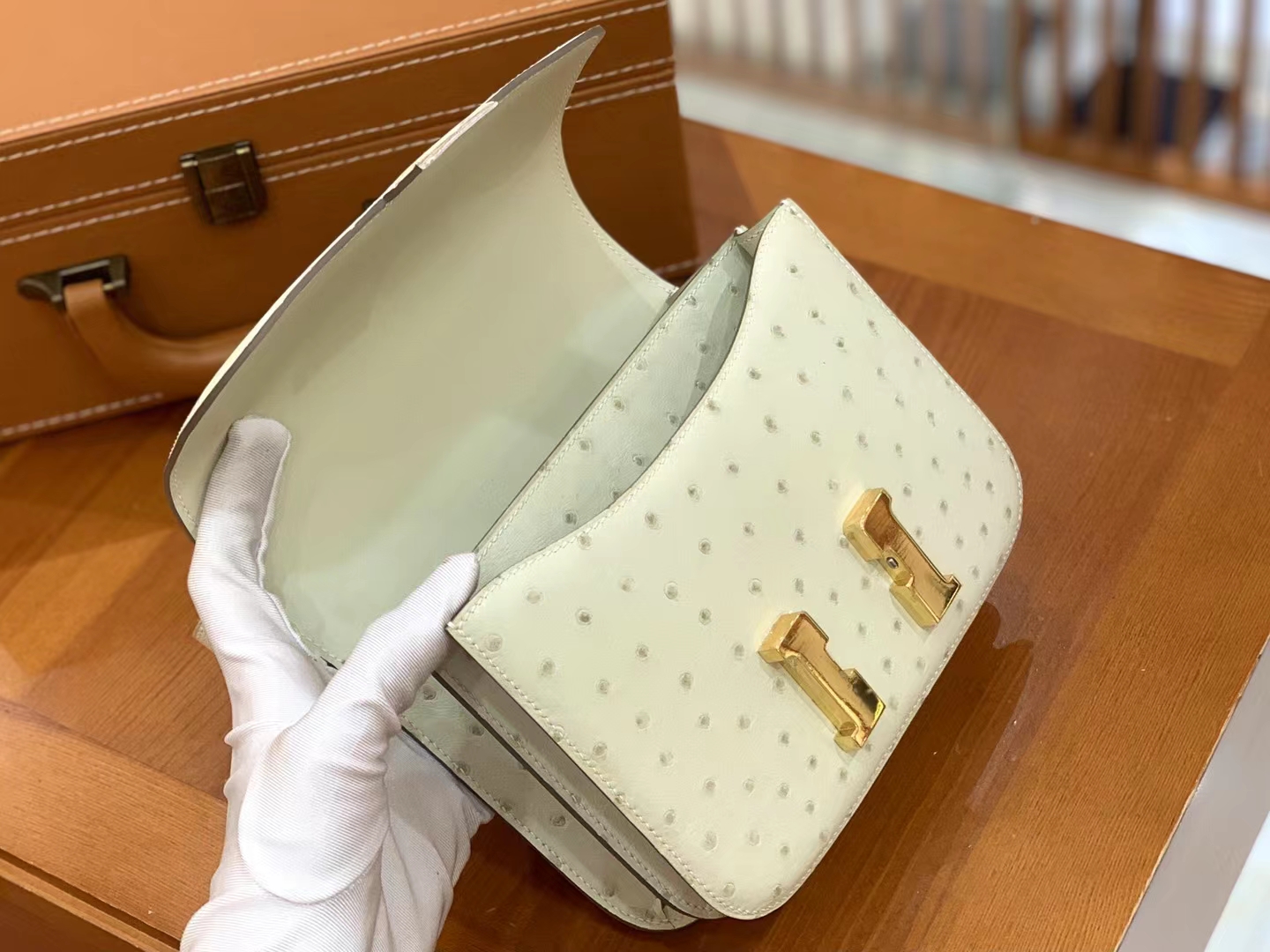 HERMES 爱马仕 Constance 空姐包 19cm 南非KK鸵鸟皮 Ostrich 3C Parchmin羊毛白 进口蜜蜡线 全手工制作