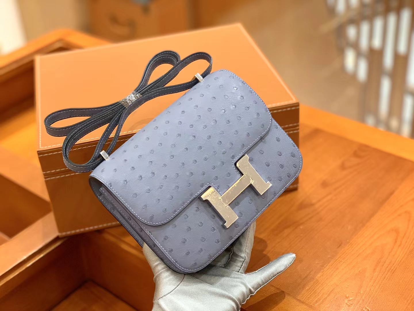 HERMES 爱马仕 Constance 空姐包 19cm 南非KK鸵鸟皮 Ostrich 8U Bleu Glacler 冰川蓝 进口蜜蜡线 全手工制作