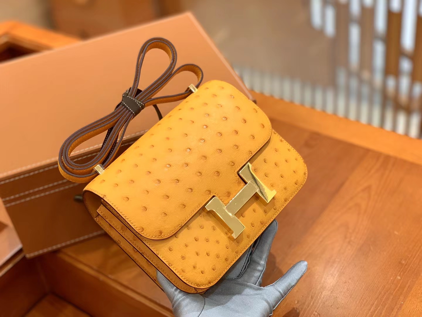 HERMES 爱马仕 Constance 空姐包 19cm 南非KK鸵鸟皮 Ostrich 9D琥珀黄 进口蜜蜡线 全手工制作