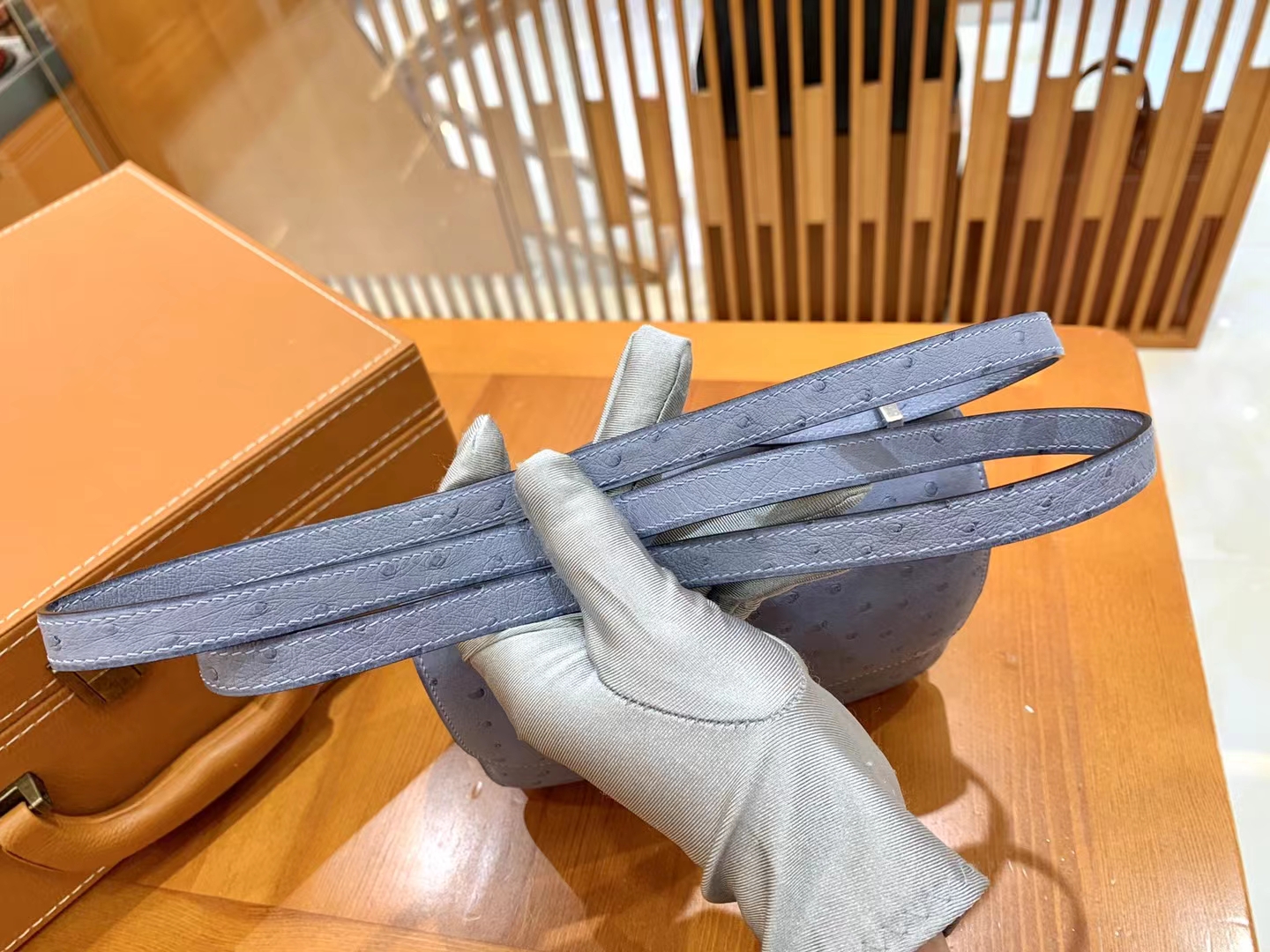 HERMES 爱马仕 Constance 空姐包 19cm 南非KK鸵鸟皮 Ostrich 8U Bleu Glacler 冰川蓝 进口蜜蜡线 全手工制作