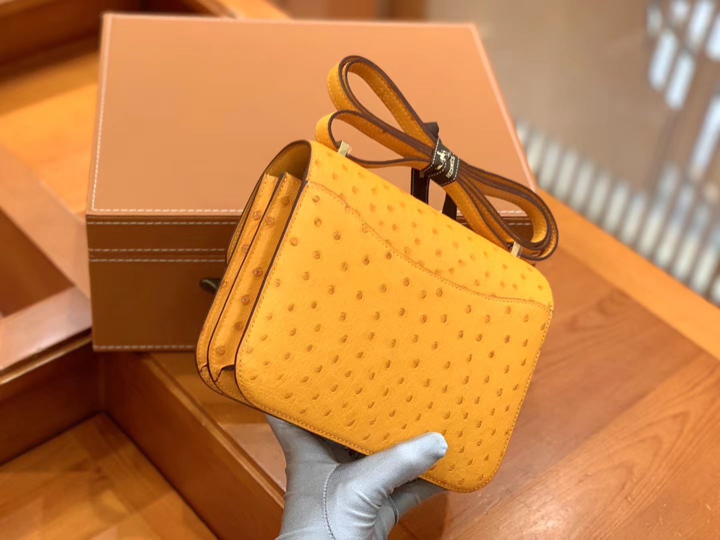 HERMES 爱马仕 Constance 空姐包 19cm 南非KK鸵鸟皮 Ostrich 9D琥珀黄 进口蜜蜡线 全手工制作